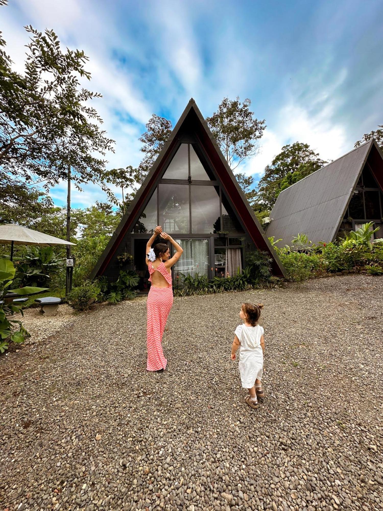 Yarumo Lodge, Rio Celeste Black Chalets Bijagua Luaran gambar