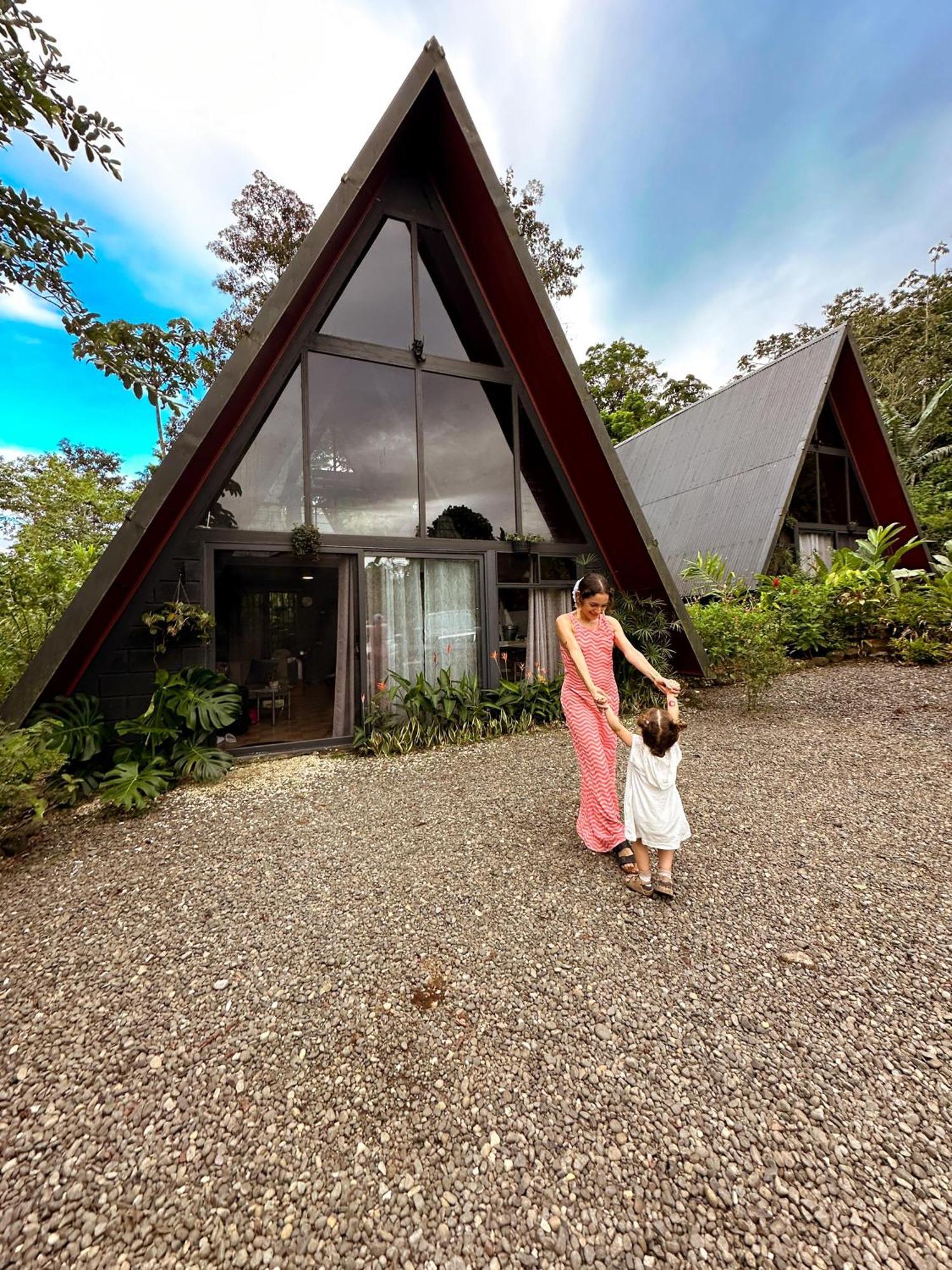 Yarumo Lodge, Rio Celeste Black Chalets Bijagua Luaran gambar