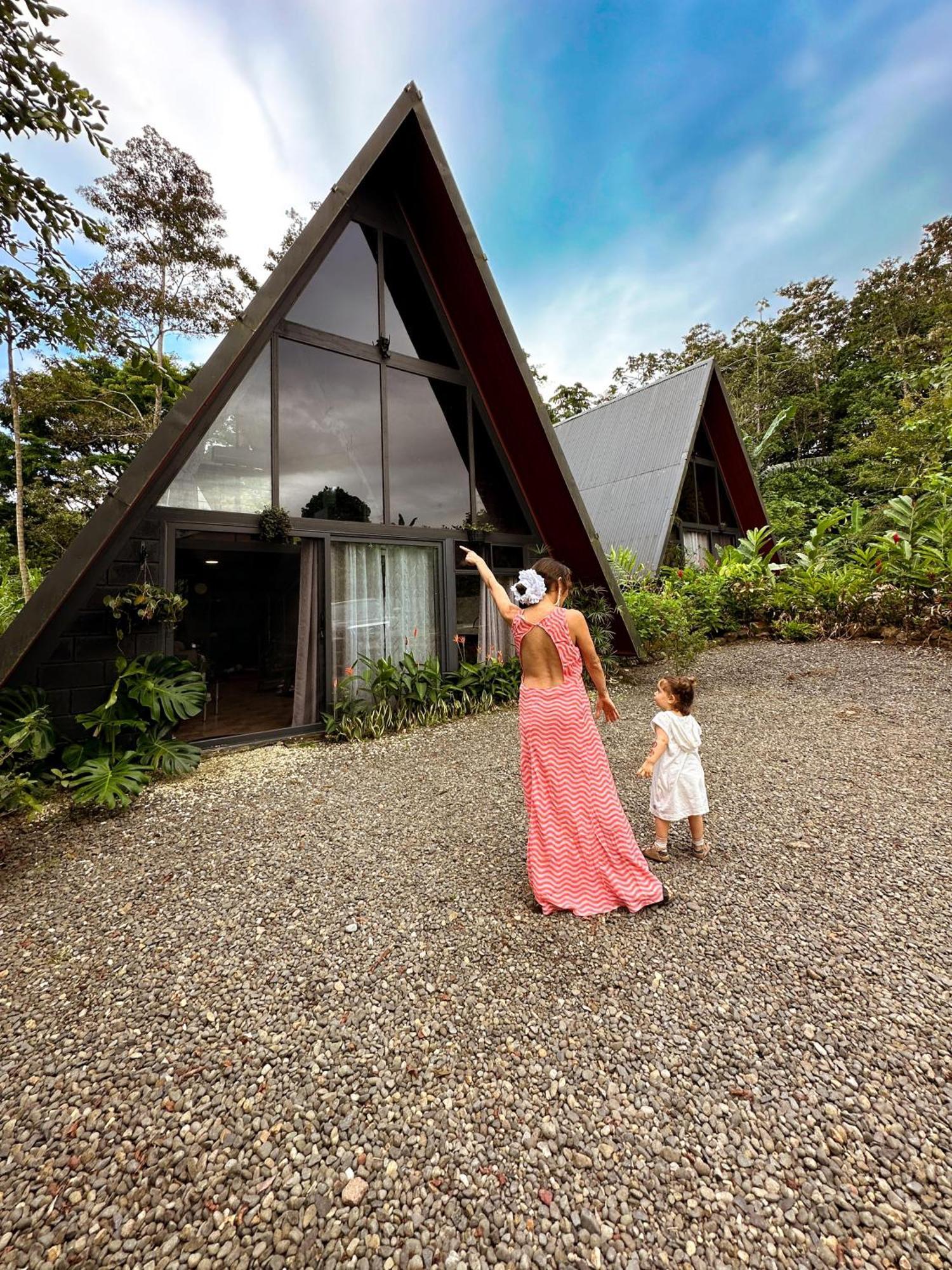 Yarumo Lodge, Rio Celeste Black Chalets Bijagua Luaran gambar