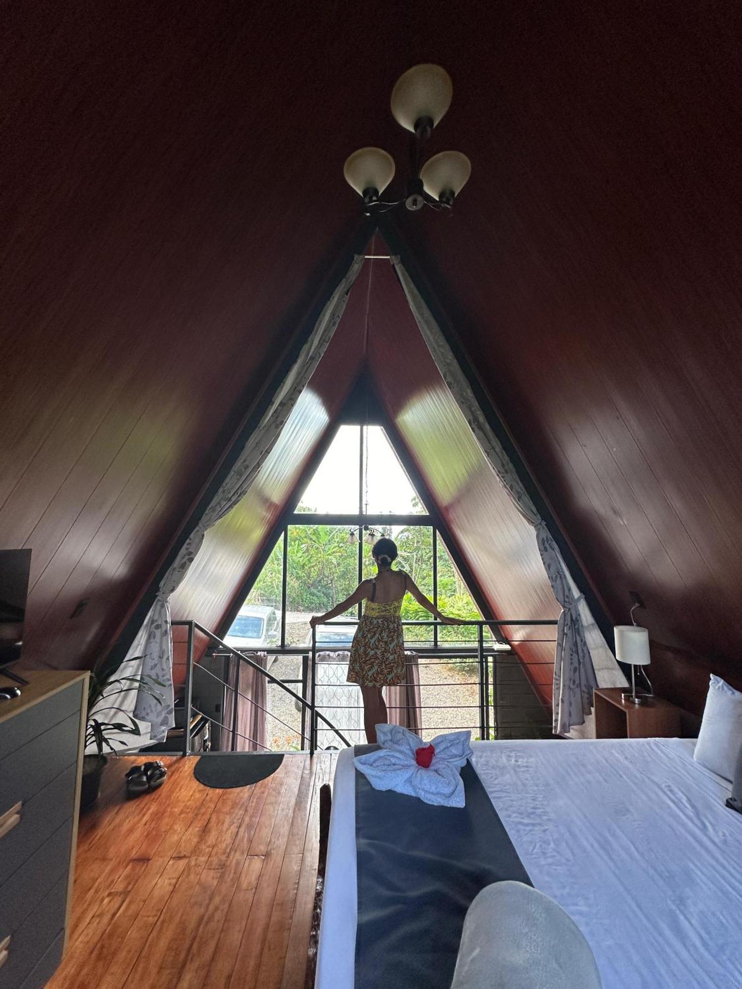 Yarumo Lodge, Rio Celeste Black Chalets Bijagua Luaran gambar